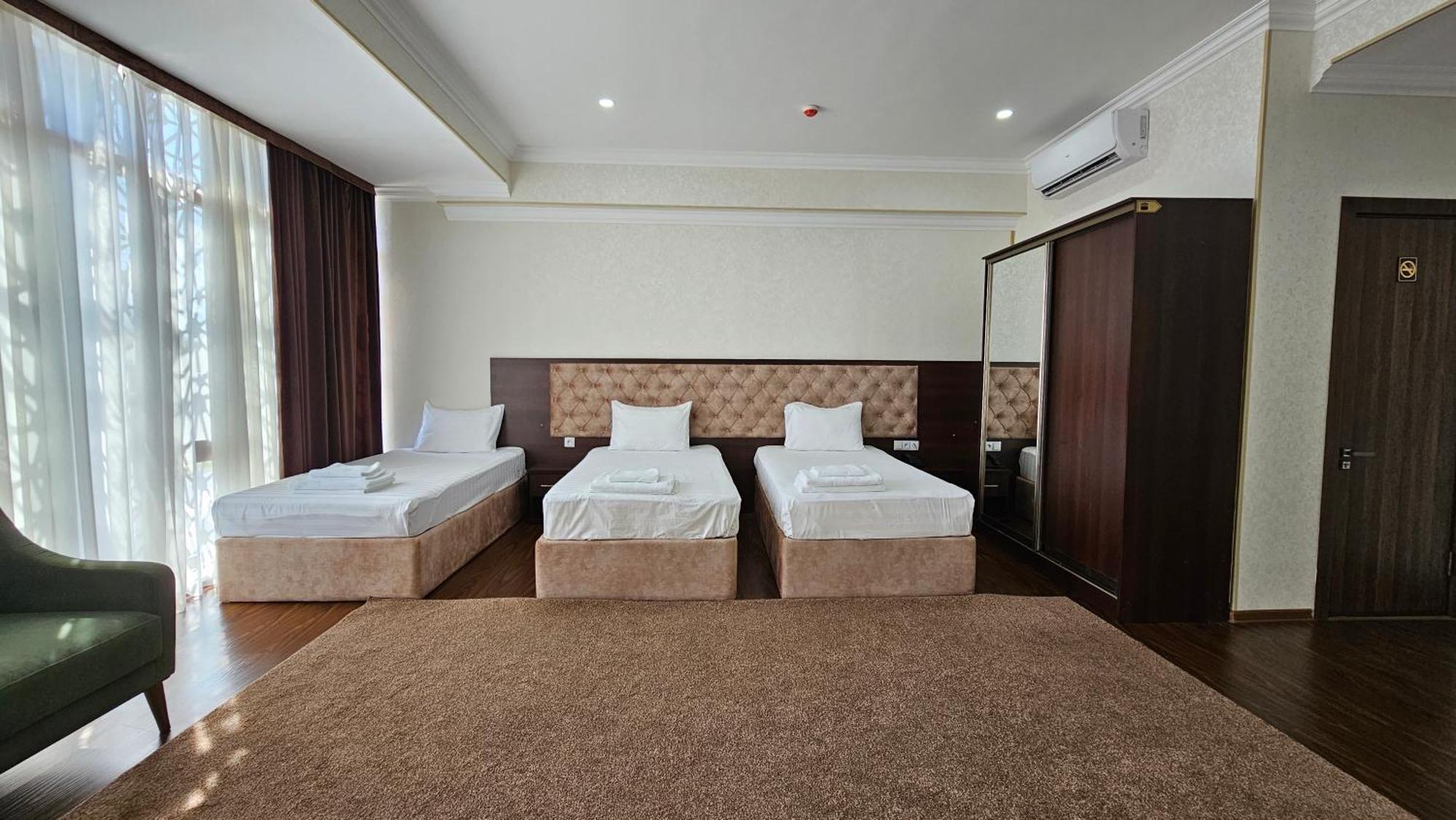 Grand Turon Plaza Hotel Ташкент Экстерьер фото