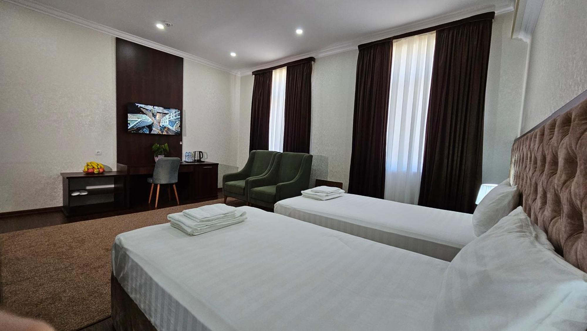 Grand Turon Plaza Hotel Ташкент Экстерьер фото