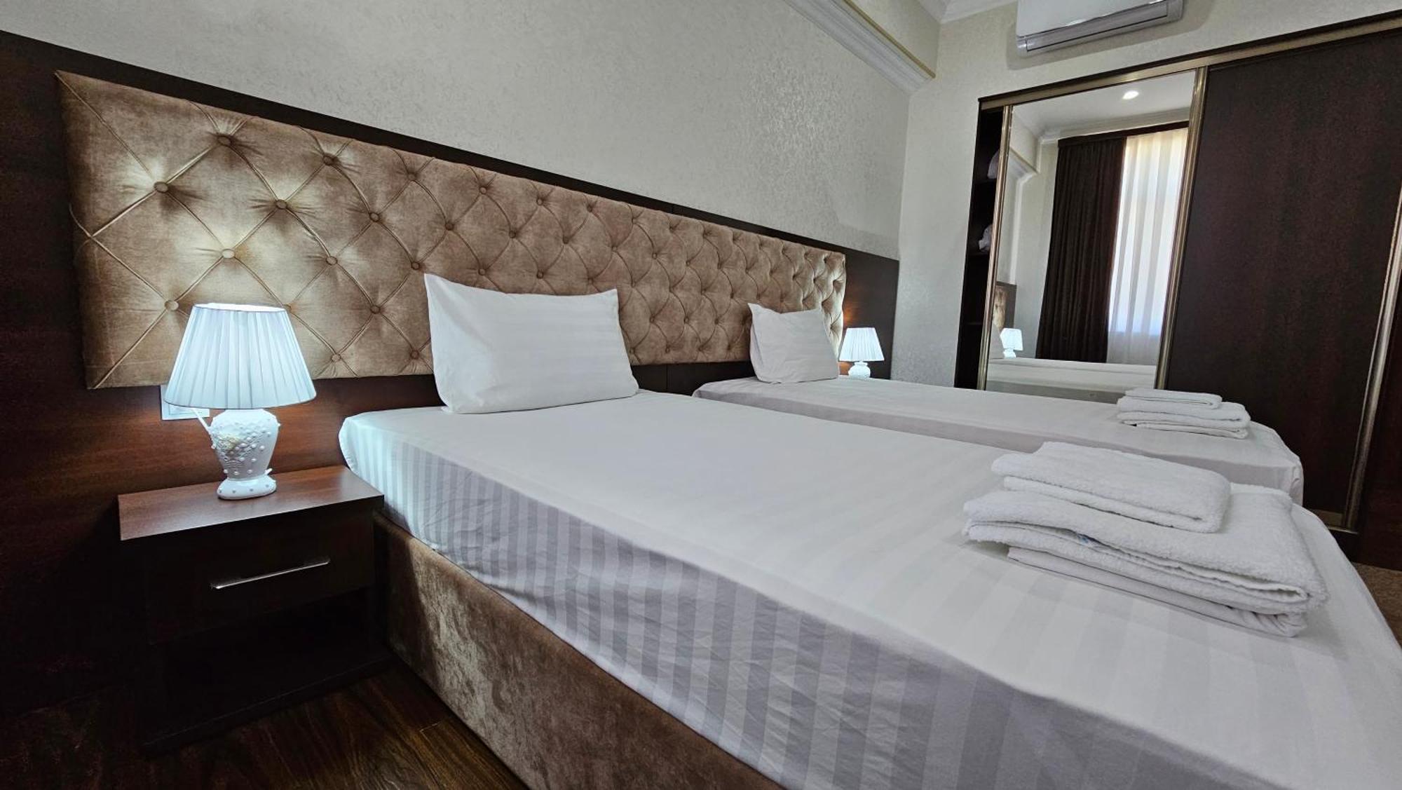 Grand Turon Plaza Hotel Ташкент Экстерьер фото