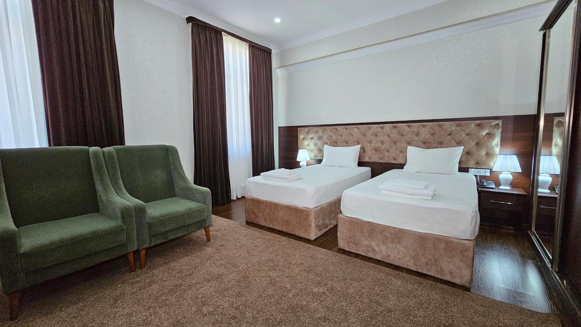 Grand Turon Plaza Hotel Ташкент Экстерьер фото